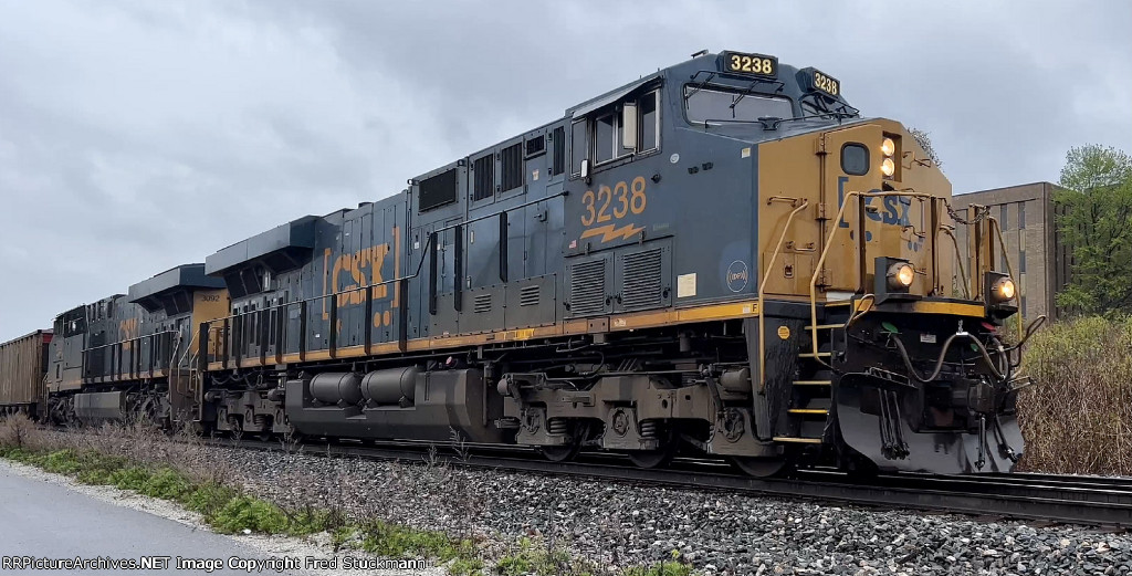 CSX 3092 & 3238